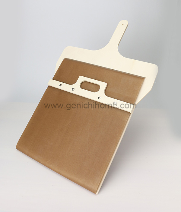 How does Wooden Pizza Tray achieve the synergy of beauty and practicality in home use?